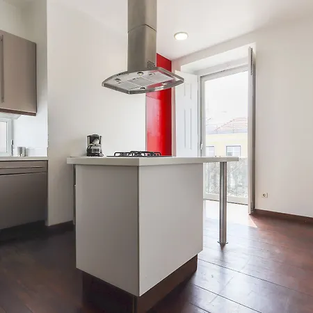 Apartment Downtown Delight Ii By Homing